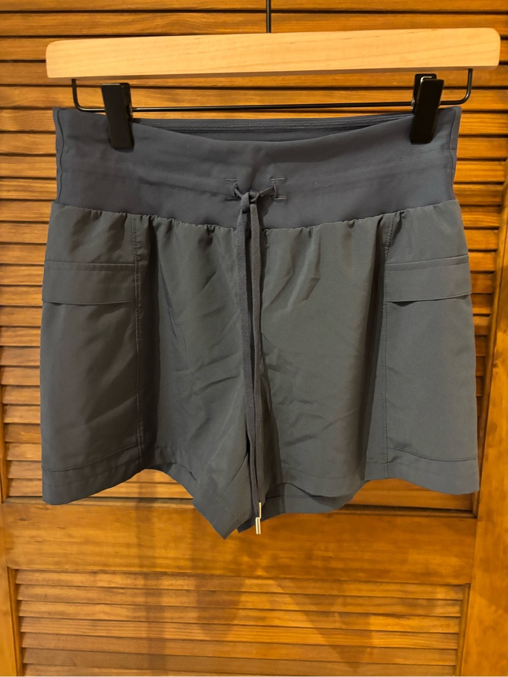 CALIA by Carrie Underwood Slate Blue High-Rise Drawstring Athletic Shorts